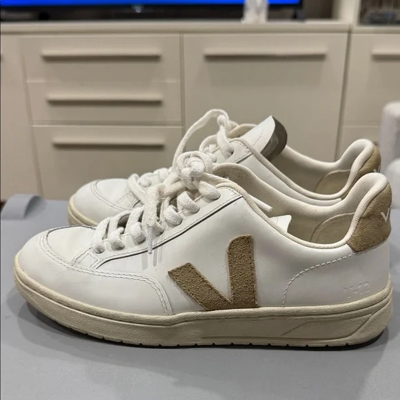 VEJA V-12 Leather Sneakers in White/Dune - Women’s Size 7 - Picture 1 of 7